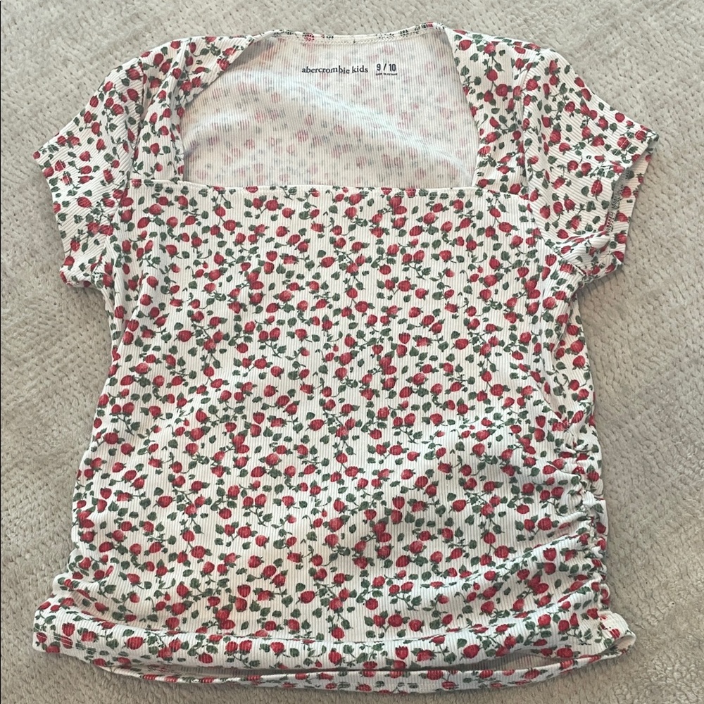 Abercrombie Kids Red and Green Floral Tee